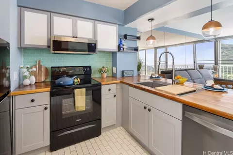 84-740 Kili Dr #1425, Waianae, HI 96792