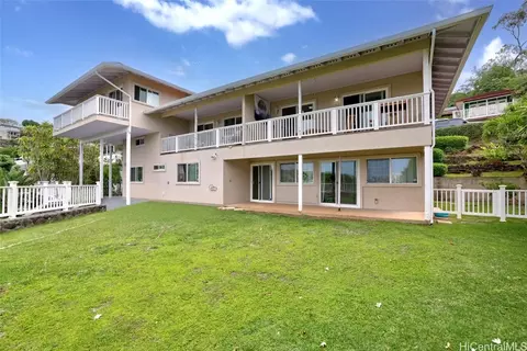 2069 Mauna Pl, Honolulu, HI 96822