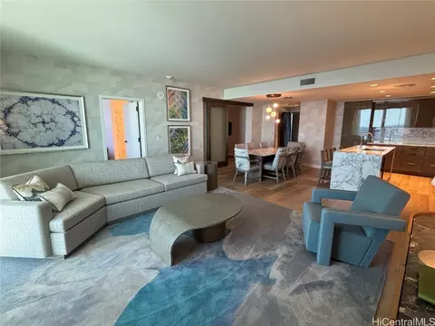 383 Kalaimoku St #E3602, Honolulu, HI 96815