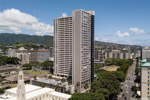 1212 Punahou St #2208, Honolulu, HI 96826