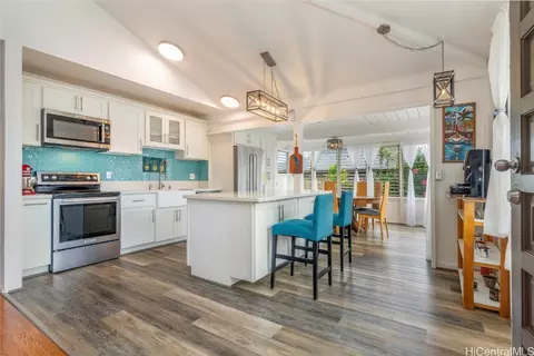 95-272 Kailiula Loop, Mililani, HI 96789