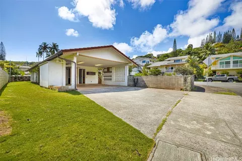 46-173 Yacht Club St, Kaneohe, HI 96744