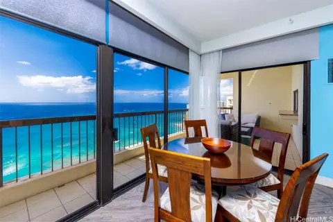 2470 Kalakaua Ave #4004, Honolulu, HI 96815