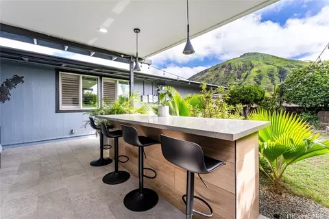 538 Kukuiula Loop, Honolulu, HI 96825