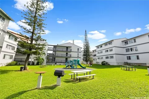 46-269 Kahuhipa St #D111, Kaneohe, HI 96744