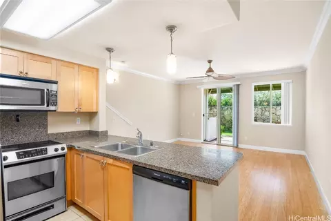 92-1524 Aliinui Dr #2402, Kapolei, HI 96707