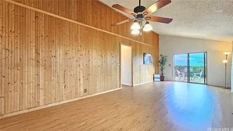 94-691 Kalae St, Waipahu, HI 96797