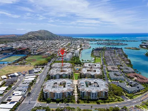 520 Lunalilo Home Rd #7113, Honolulu, HI 96825