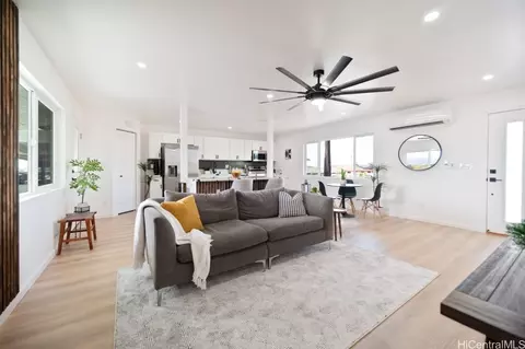94-507 Niulii St, Waipahu, HI 96797