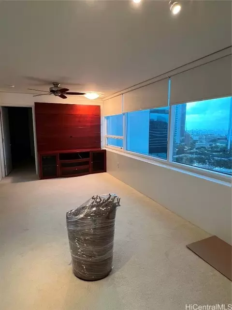 88 Piikoi St #1310, Honolulu, HI 96814