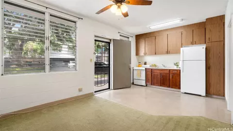 1430 Lusitana St #105, Honolulu, HI 96813