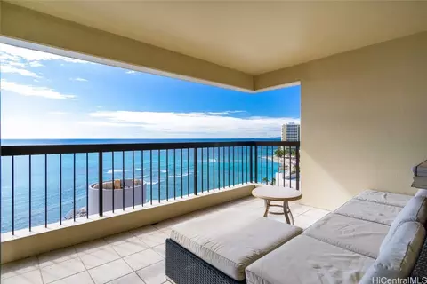 2470 Kalakaua Ave #2004, Honolulu, HI 96815