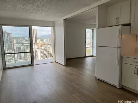1655 Makaloa St #2015, Honolulu, HI 96814