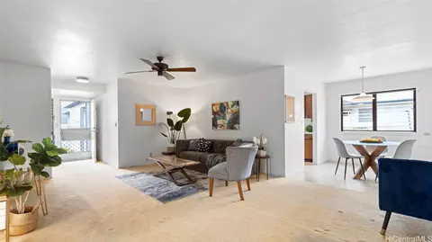 371 Paliku St, Honolulu, HI 96825