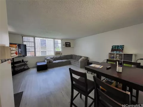98-1032 Moanalua Rd #3-105, Aiea, HI 96701
