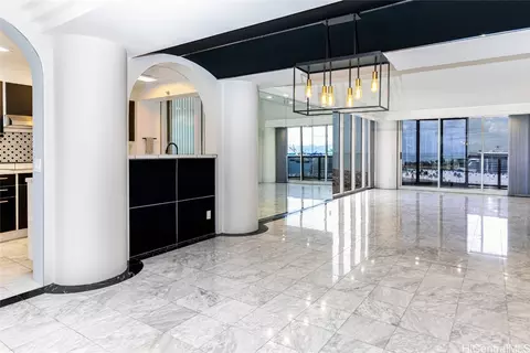 425 South St #1601, Honolulu, HI 96813