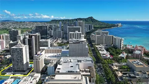 364 Seaside Ave #505, Honolulu, HI 96815