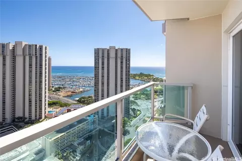 410 Atkinson Dr #2819, Honolulu, HI 96814