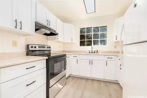 44-102 Ikeanani Dr #412, Kaneohe, HI 96744