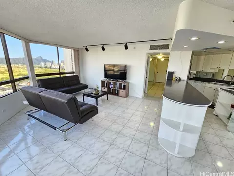 2499 Kapiolani Blvd #2301, Honolulu, HI 96826