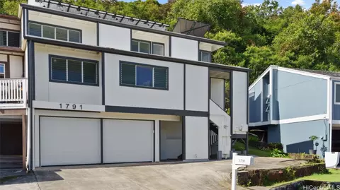 1791 Paailuna Way, Pearl City, HI 96782