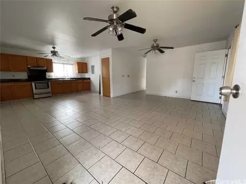 98-179 Kauhihau Pl, Pearl City, HI 96782