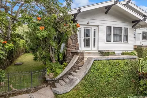 2701 Aolani Pl, Honolulu, HI 96822