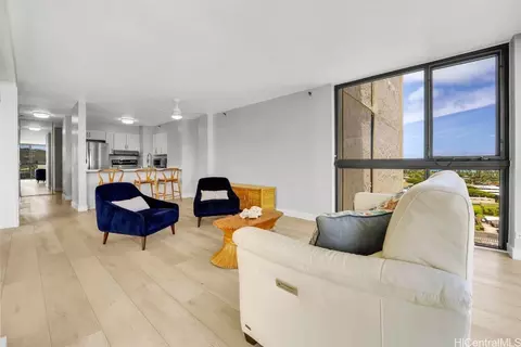 322 Aoloa St #1402, Kailua, HI 96734