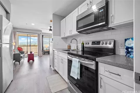 95-1050 Makaikai St #W2, Mililani, HI 96789