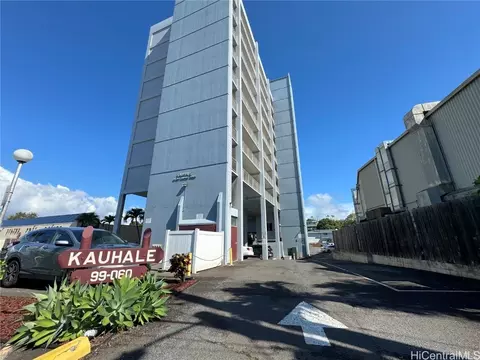 99-060 Kauhale St #706, Aiea, HI 96701