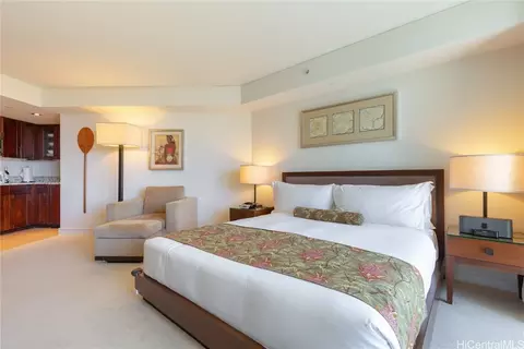 223 Saratoga Rd #1314, Honolulu, HI 96815