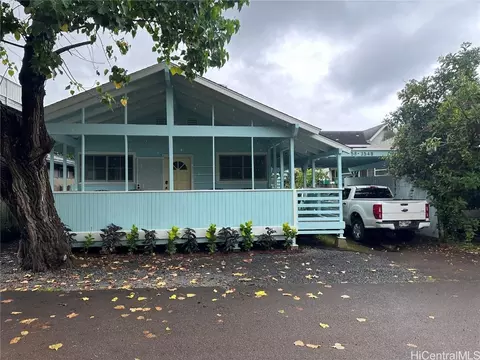 58-354 Kamehameha Hwy #B, Haleiwa, HI 96712