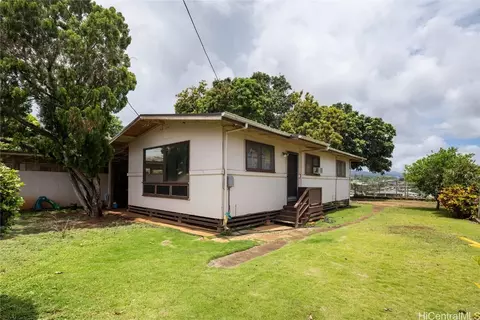 98-423 Kaamilo St, Aiea, HI 96701