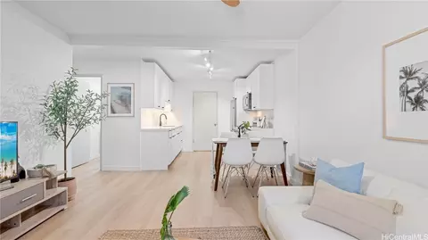 98-1275 Hoohiki Pl #36, Pearl City, HI 96782