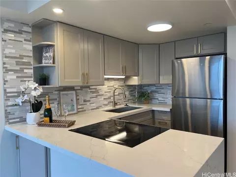 2542 Date St #106, Honolulu, HI 96826