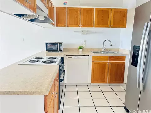 3045 Ala Napuaa Pl #1618, Honolulu, HI 96818
