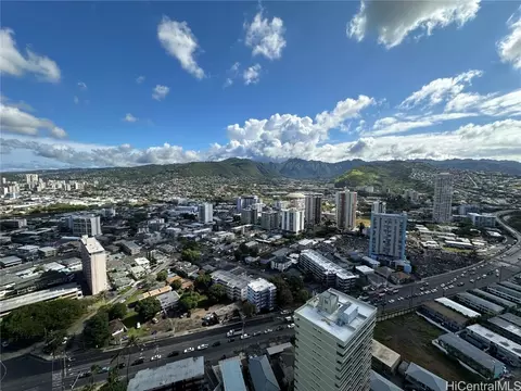 2525 Date St #3804, Honolulu, HI 96826