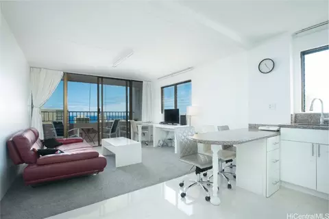 2240 Kuhio Ave #2712, Honolulu, HI 96815