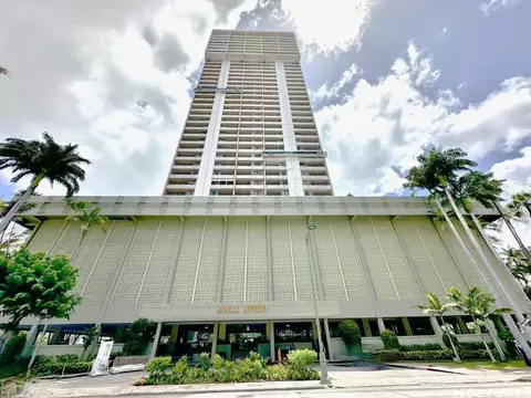 2240 Kuhio Ave #2909, Honolulu, HI 96815