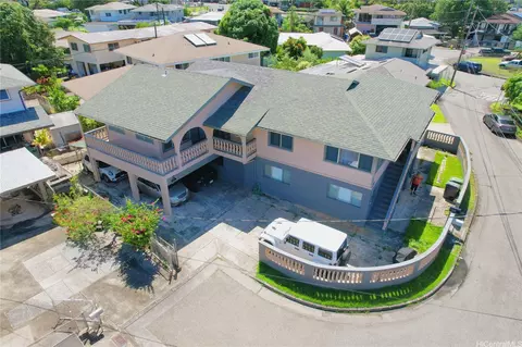 1916 Ulana Pl, Honolulu, HI 96819