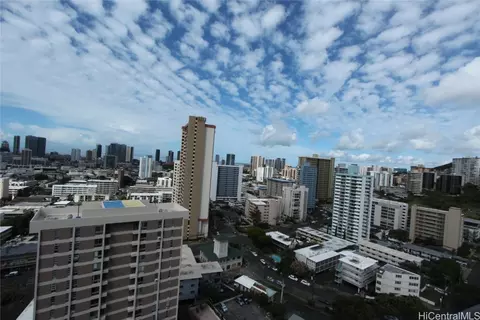 1630 Liholiho St #2105, Honolulu, HI 96822