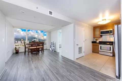 1009 Kapiolani Blvd #4001, Honolulu, HI 96814