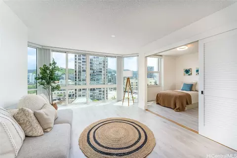 801 S King St #1208, Honolulu, HI 96813