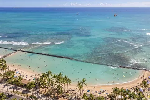 2470 Kalakaua Ave #2703, Honolulu, HI 96815