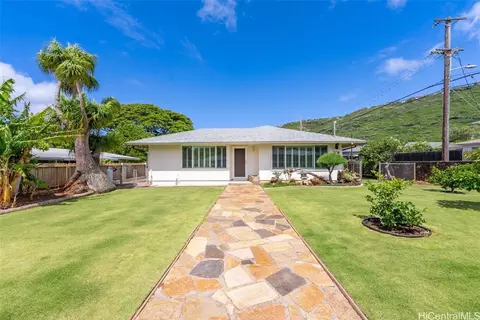 5750 Haleola St, Honolulu, HI 96821