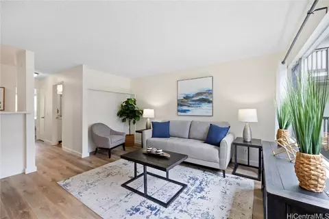 46-267 Kahuhipa St #C203, Kaneohe, HI 96744