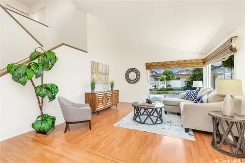 94-1013 Puana St, Waipahu, HI 96797