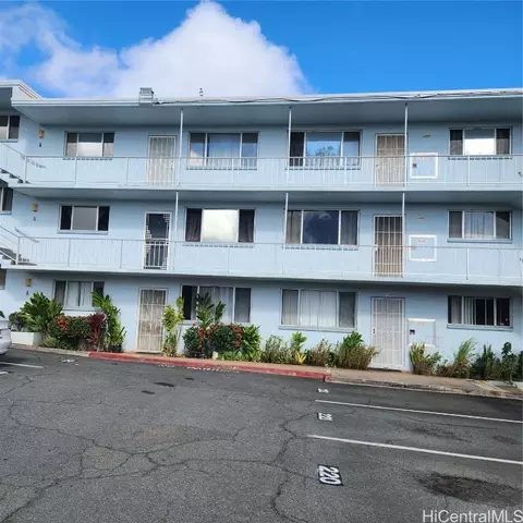 94-010 Leolua St #F119, Waipahu, HI 96797