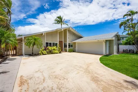 620 Lunalilo Home Rd, Honolulu, HI 96825