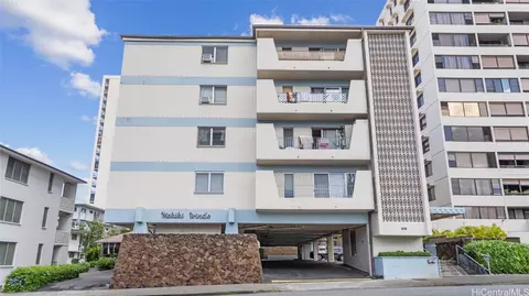 1642 Kewalo St #302, Honolulu, HI 96822